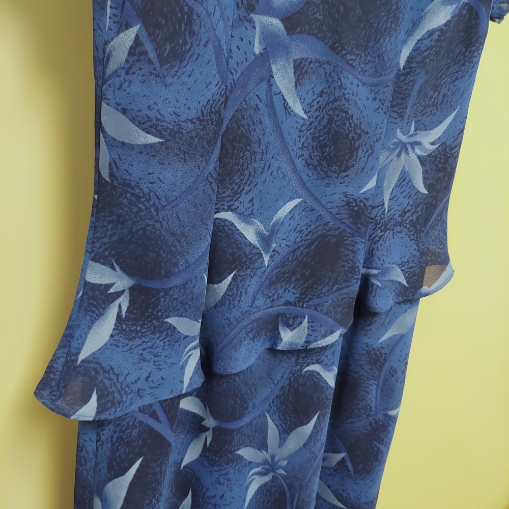 Positive Attitude Floral Layered Maxi Dress Size 8P Short Sleeve Modest Church - Picture 5 of 6